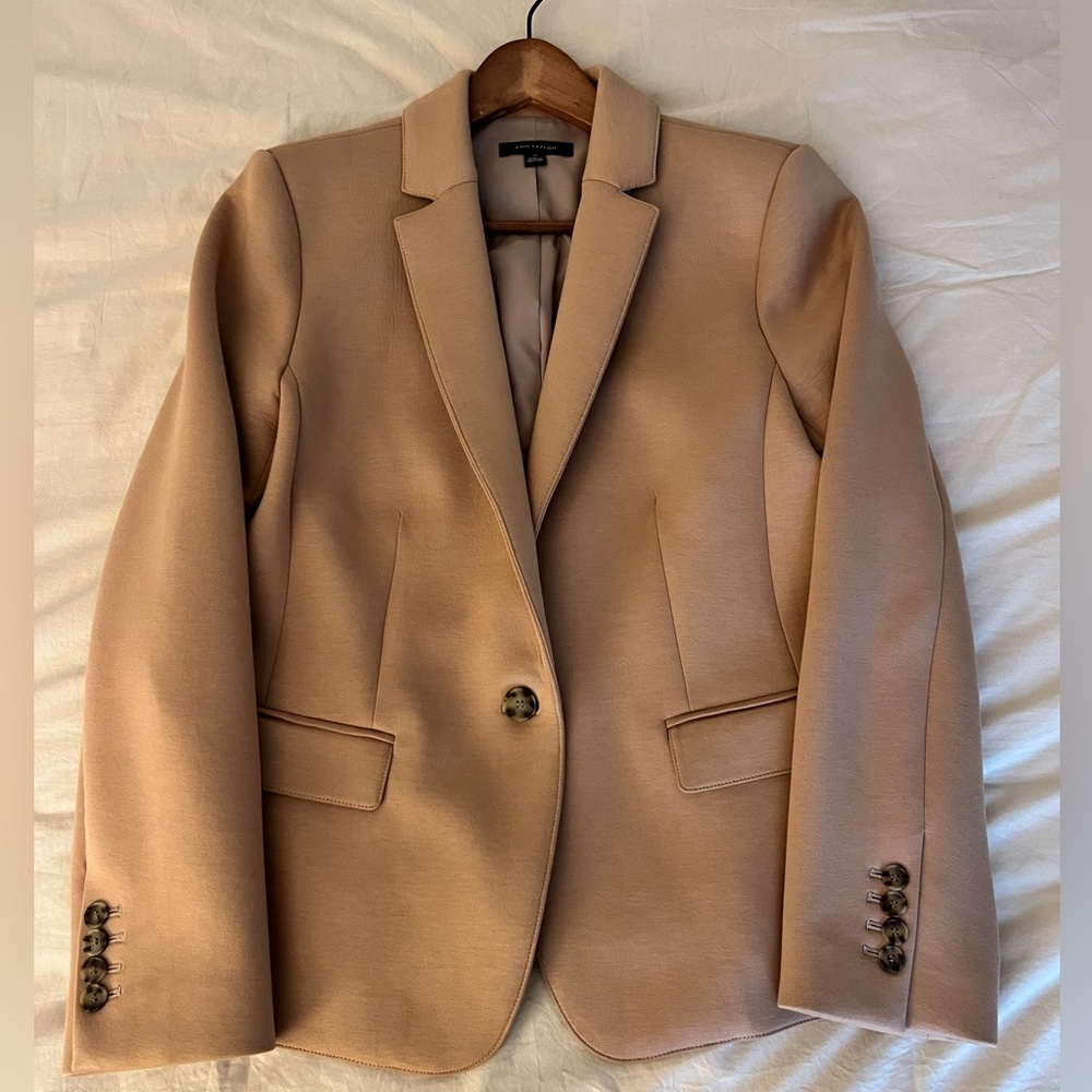 Ann Taylor Camel One Button Blazer in Double-knit